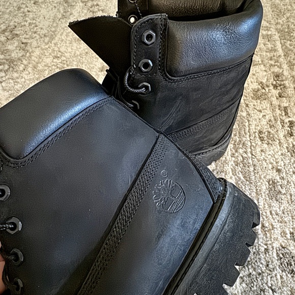 Timberland Men’s 10073 6 inch Premium Black Nubuck Waterproof - Picture 4 of 4